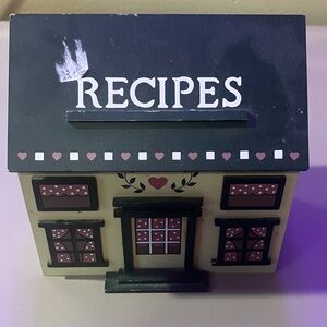 Charming Black and Cream Recipe Box